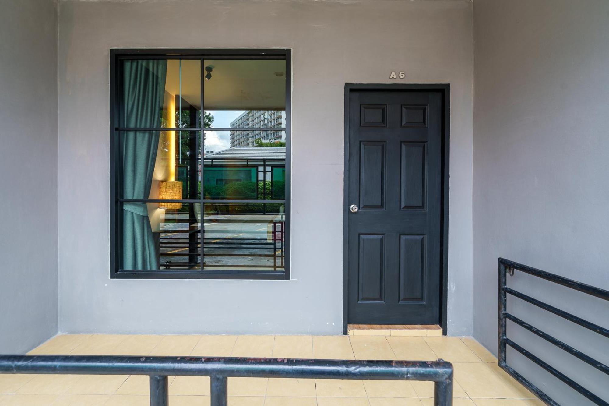 Villa Navin Beach Residence Jomtien Beach Exterior photo
