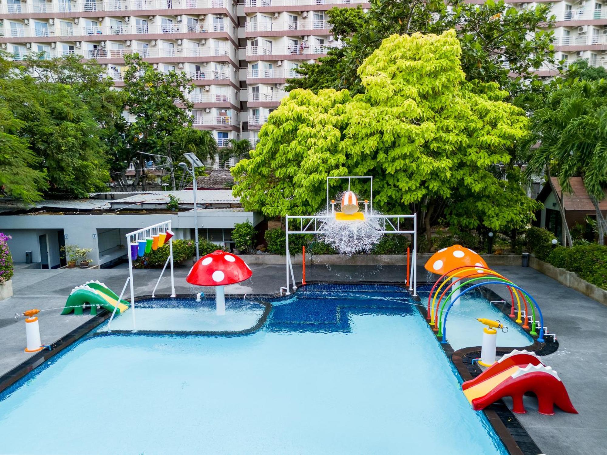 Villa Navin Beach Residence Jomtien Beach Exterior photo