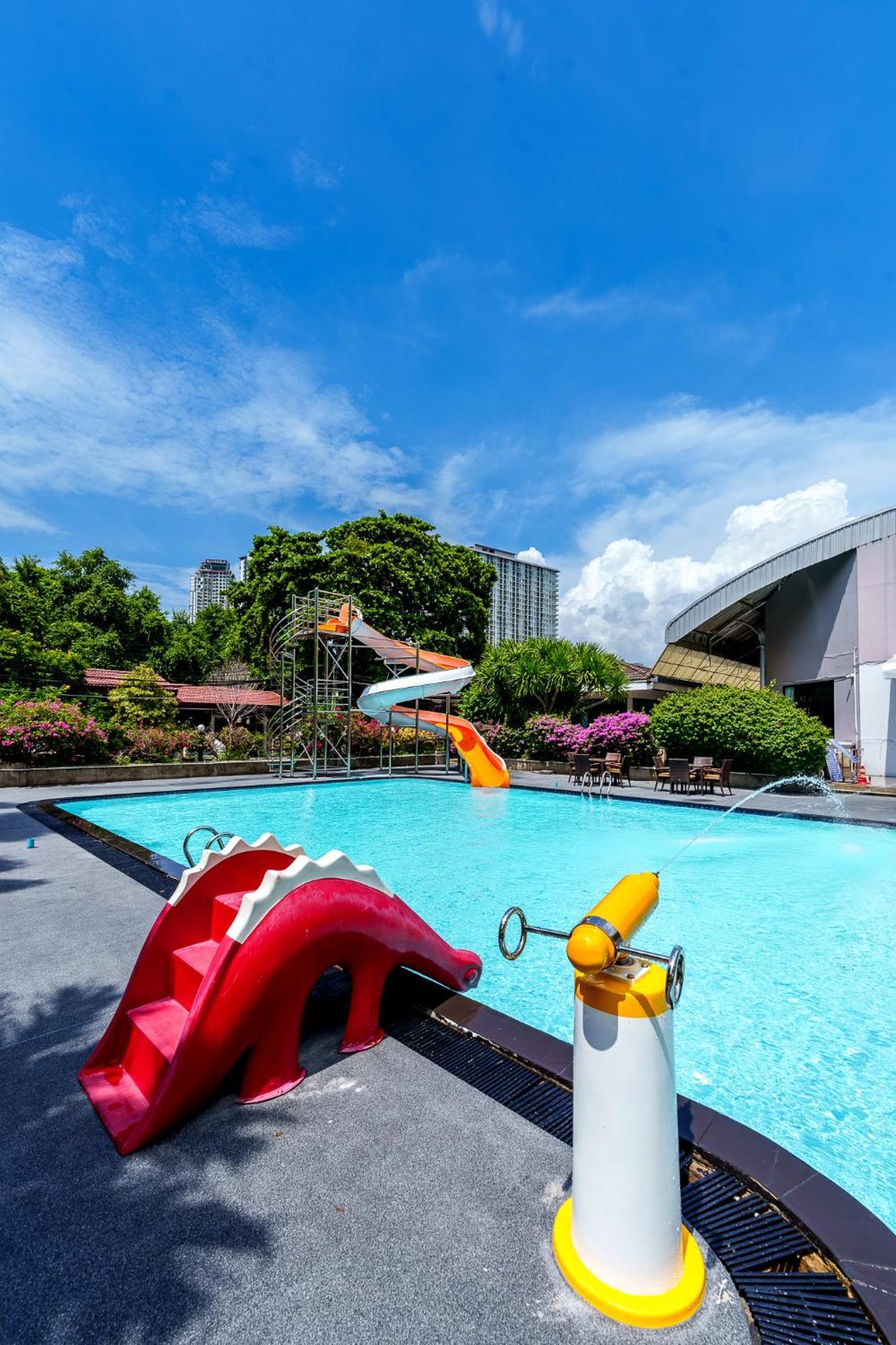 Villa Navin Beach Residence Jomtien Beach Exterior photo